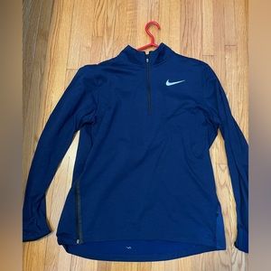Nike Therma. Used. Men’s XL. Quarter Zip.